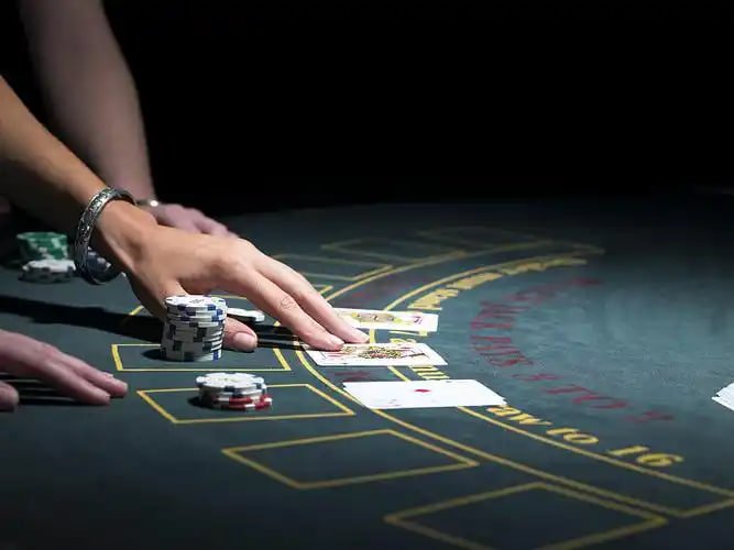 87 togel app installation screen showing Android APK download and iOS browser options